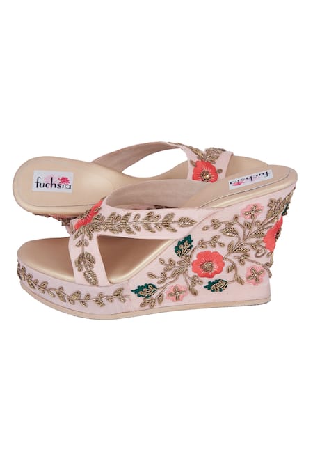 Buy_Fuchsia by aashaka mehta_Peach Zari, Embroidery Wedges _Online_at_Aza_Fashions