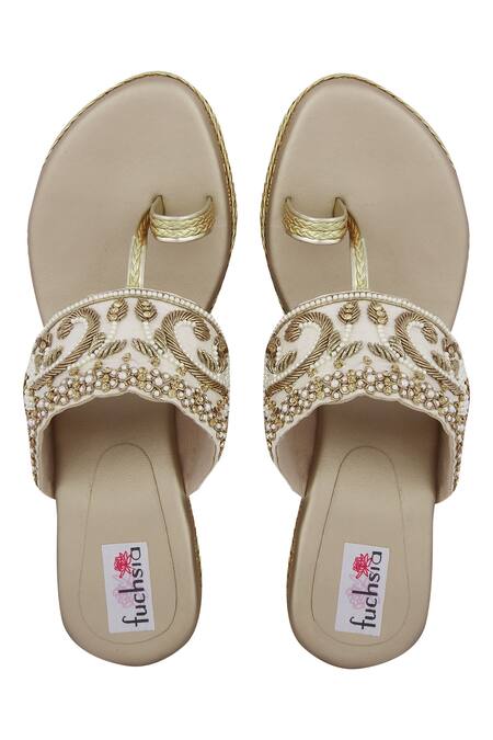 Fuchsia by aashaka mehta Cream Embroidery Kolhapuri Wedges Online at Aza Fashions Fuchsia by aashaka mehta_Cream Embroidery Kolhapuri Wedges _Online_at_Aza_Fashions
