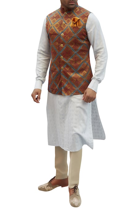 Shop Gaurav Katta Gold Silk Embroidered Nehru Jacket at Aza Fashions Shop_Gaurav Katta_Gold Silk Embroidered Nehru Jacket_at_Aza_Fashions