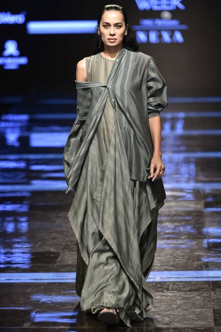 Urvashi Kaur_Green Mandarin Collar Striped Spread Full Sleeve Shirt _Online_at_Aza_Fashions