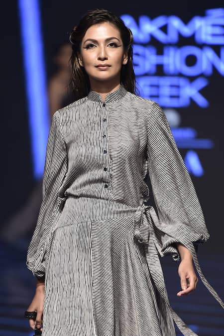 Shop Punit Balana Black Satin Silk Mandarin Collar Printed Skirt Set at Aza Fashions Shop_Punit Balana_Black Satin Silk Mandarin Collar Printed Skirt Set _at_Aza_Fashions