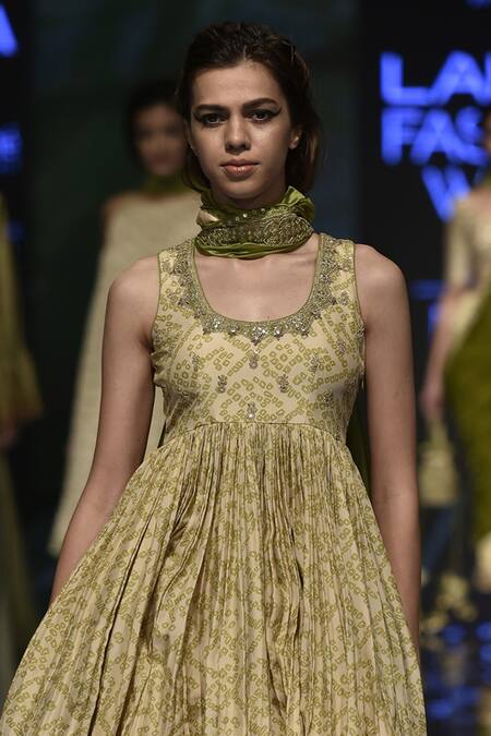 Punit Balana Green Organza, Satin Silk U-neckline Bandhani Print Anarkali Gharara Set Online at Aza Fashions Punit Balana_Green Organza, Satin Silk U-neckline Bandhani Print Anarkali Gharara Set _Online_at_Aza_Fashions