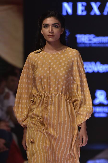 Shop_PUNIT BALANA_Yellow Satin Silk Round Bandhani Print Kurta Set _at_Aza_Fashions