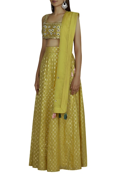 Neha Khullar Yellow Net, Chiffon, Chanderi Silk Square Neck Lehenga Set Online at Aza Fashions Neha Khullar_Yellow Net, Chiffon, Chanderi Silk Square Neck Lehenga Set _Online_at_Aza_Fashions