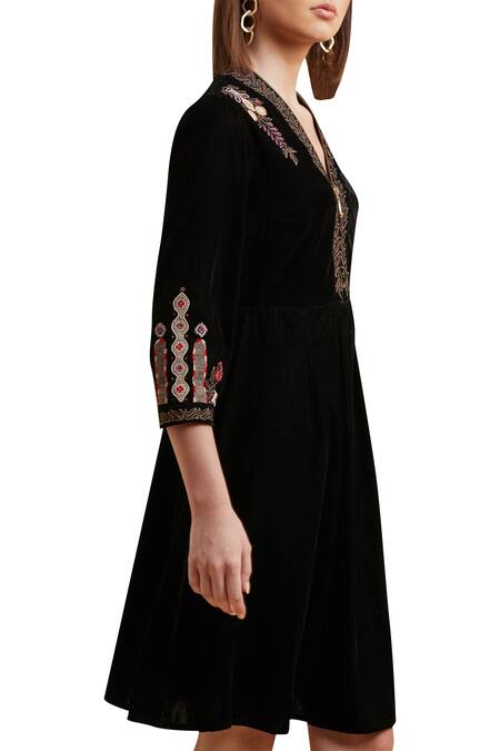 Label Ritu Kumar_Black Micro Velvet V Neck Embroidered Dress_Online_at_Aza_Fashions