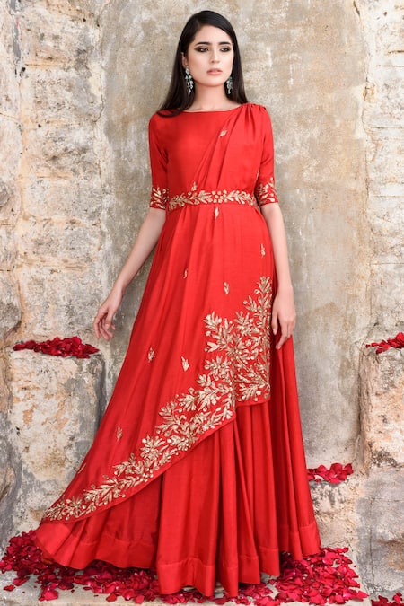 Prathyusha Garimella Red Embroidered Anarkali With Belt 