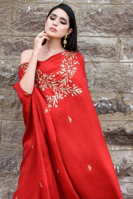 Prathyusha Garimella White Embellished Kurta Set Online at Aza Fashions Prathyusha Garimella_White Embellished Kurta Set_Online_at_Aza_Fashions