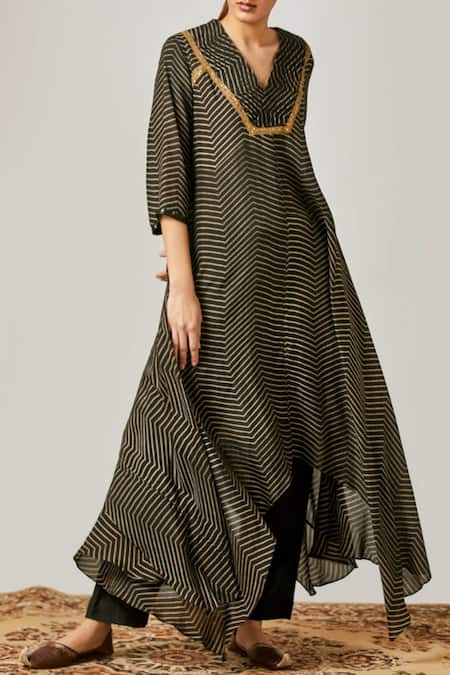 Myoho Black Printed Kurta With Pants