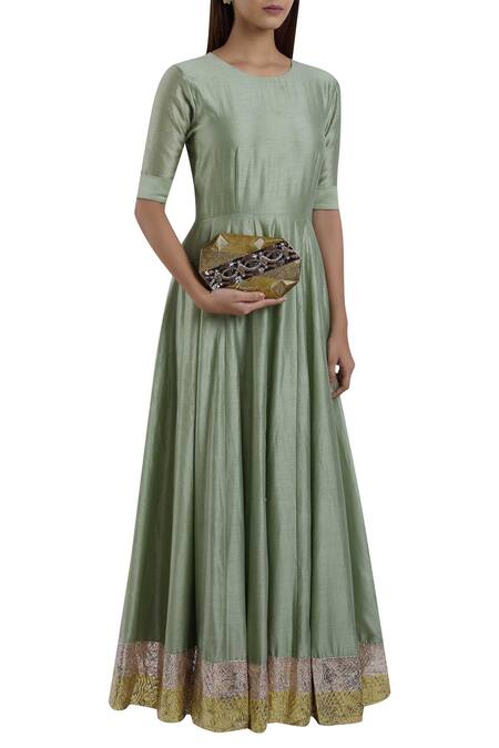 Buy Be Chic Gold Zardozi Handcrafted Metal Clutch Online at Aza Fashions Buy_Be Chic_Gold Zardozi Handcrafted Metal Clutch_Online_at_Aza_Fashions