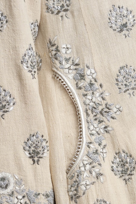 Shop Sue Mue Beige Cotton, Handloom, Kora Notched Embroidered Kurta Set Online at Aza Fashions Shop_Sue Mue_Beige Cotton, Handloom, Kora Notched Embroidered Kurta Set _Online_at_Aza_Fashions