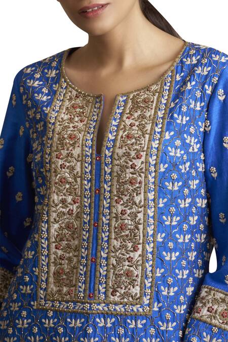 Shop Sue Mue Blue Cotton Tissue, Tussar Georgette Notched Embroidered Kurta And Pant Set Online at Aza Fashions Shop_Sue Mue_Blue Cotton Tissue, Tussar Georgette Notched Embroidered Kurta And Pant Set _Online_at_Aza_Fashions