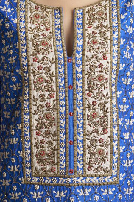 Sue Mue Blue Cotton Tissue, Tussar Georgette Notched Embroidered Kurta And Pant Set at Aza Fashions Sue Mue_Blue Cotton Tissue, Tussar Georgette Notched Embroidered Kurta And Pant Set _at_Aza_Fashions