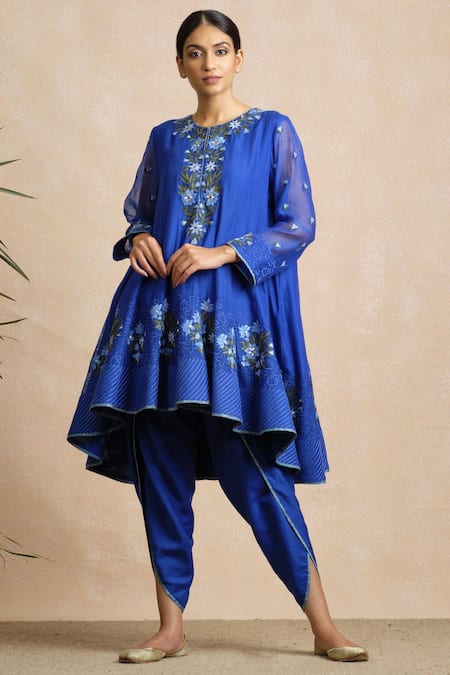 Sue Mue Blue Handloom Cotton, Jute Notched Embroidered Kurta Set Online at Aza Fashions Sue Mue_Blue Handloom Cotton, Jute Notched Embroidered Kurta Set _Online_at_Aza_Fashions