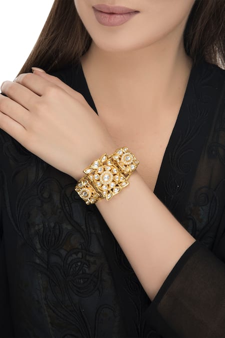 Shop Auraa Trends Gold Plated Beads, Stones Kundan Bracelet at Aza Fashions Shop_Auraa Trends_Gold Plated Beads, Stones Kundan Bracelet _at_Aza_Fashions