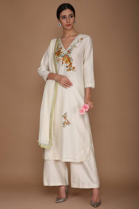 Buy_Varun Bahl_White Chanderi V Neck Embroidered Kurta Set_Online_at_Aza_Fashions