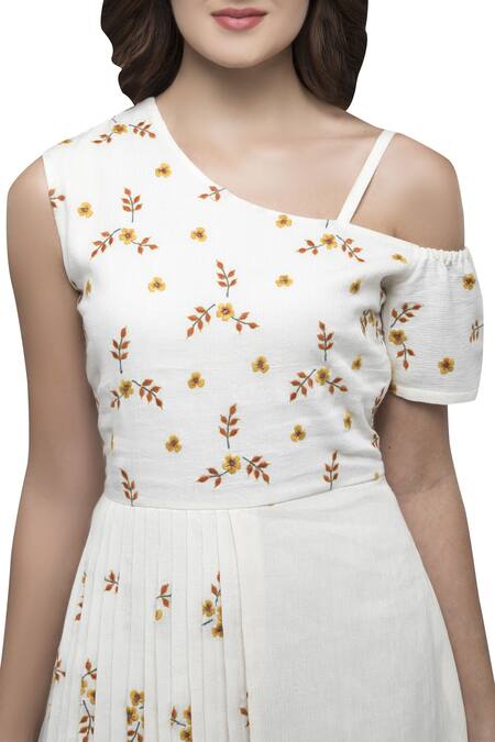 S & V Designs Off White Dobby Cotton Asymmetric Embroidered One Shoulder Dress at Aza Fashions S & V Designs_Off White Dobby Cotton Asymmetric Embroidered One Shoulder Dress_at_Aza_Fashions