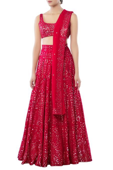 Tamanna Punjabi Kapoor_Pink Georgette Round Embroidered Bridal Lehenga Set _Online_at_Aza_Fashions