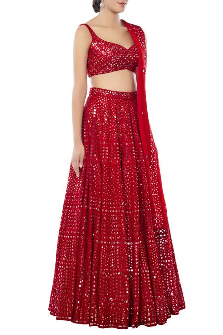 Tamanna Punjabi Kapoor Red Georgette Decolletage Embroidered Bridal Lehenga Set Online at Aza Fashions Tamanna Punjabi Kapoor_Red Georgette Decolletage Embroidered Bridal Lehenga Set _Online_at_Aza_Fashions