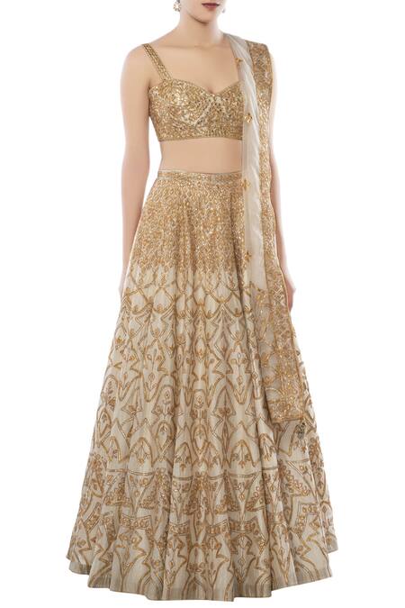 Tamanna Punjabi Kapoor_Off White Net, Chanderi Silk Sweetheart Neck Embroidered Bridal Lehenga Set_Online_at_Aza_Fashions