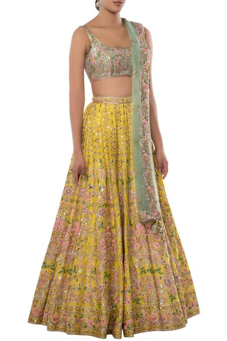 Tamanna Punjabi Kapoor Yellow Net, Chanderi Silk Square Neck Embroidered Bridal Lehenga Set Online at Aza Fashions Tamanna Punjabi Kapoor_Yellow Net, Chanderi Silk Square Neck Embroidered Bridal Lehenga Set _Online_at_Aza_Fashions