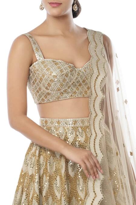 Tamanna Punjabi Kapoor_Off White Net, Chanderi Silk Sweetheart Neck Embellished Bridal Lehenga Set_at_Aza_Fashions