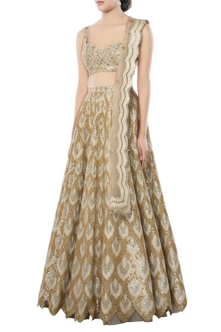 Buy_Tamanna Punjabi Kapoor_Off White Net, Chanderi Silk Sweetheart Neck Embellished Bridal Lehenga Set_Online_at_Aza_Fashions
