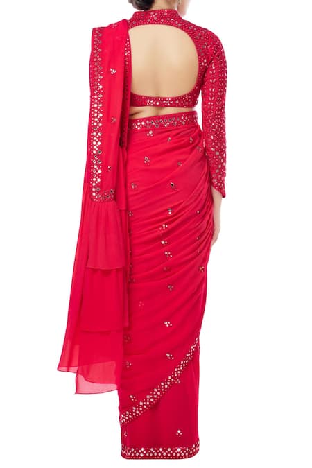 Shop Tamanna Punjabi Kapoor Pink Georgette Scoop Neck Embellished Saree Set at Aza Fashions Shop_Tamanna Punjabi Kapoor_Pink Georgette Scoop Neck Embellished Saree Set _at_Aza_Fashions