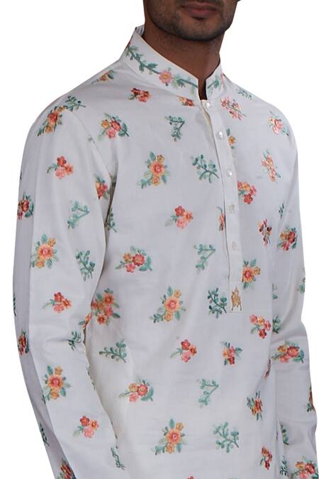 Shop Nitesh Singh Chauhan Off White Cotton Silk, Blended Chanderi Kurta Set at Aza Fashions Shop_Nitesh Singh Chauhan_Off White Cotton Silk, Blended Chanderi Kurta Set _at_Aza_Fashions