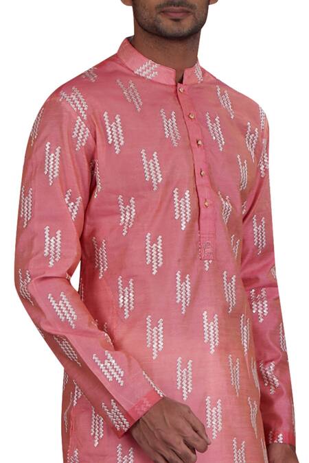 Shop Nitesh Singh Chauhan Pink Cotton Silk, Blended Chanderi Kurta Set at Aza Fashions Shop_Nitesh Singh Chauhan_Pink Cotton Silk, Blended Chanderi Kurta Set _at_Aza_Fashions