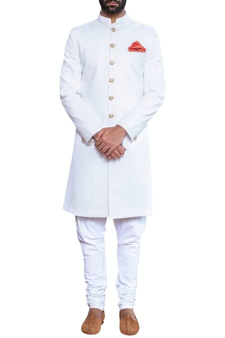 Arjuun Kilachand_White Chikankari Embroidered Sherwani _Online_at_Aza_Fashions