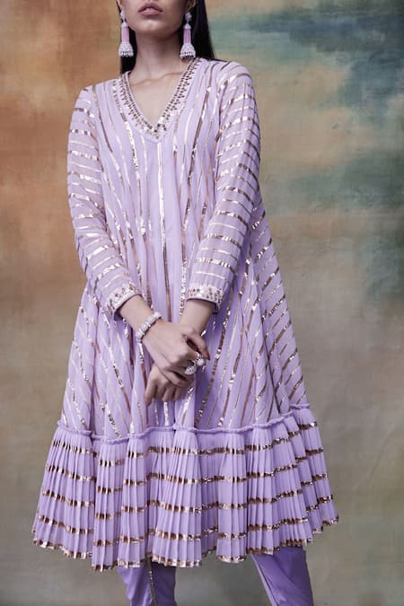 Vvani By Vani Vats Purple Kurta Georgettedhoti Crepe V Neck Embroidered Dhoti Set at Aza Fashions Vvani By Vani Vats_Purple Kurta Georgettedhoti Crepe V Neck Embroidered Dhoti Set _at_Aza_Fashions