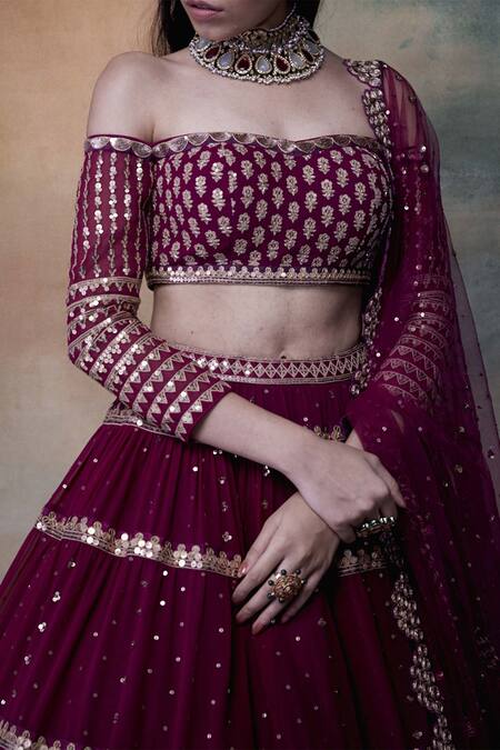 Vvani By Vani Vats Wine Net, Georgette Sweetheart Neck Embroidered Lehenga Set at Aza Fashions Vvani By Vani Vats_Wine Net, Georgette Sweetheart Neck Embroidered Lehenga Set _at_Aza_Fashions