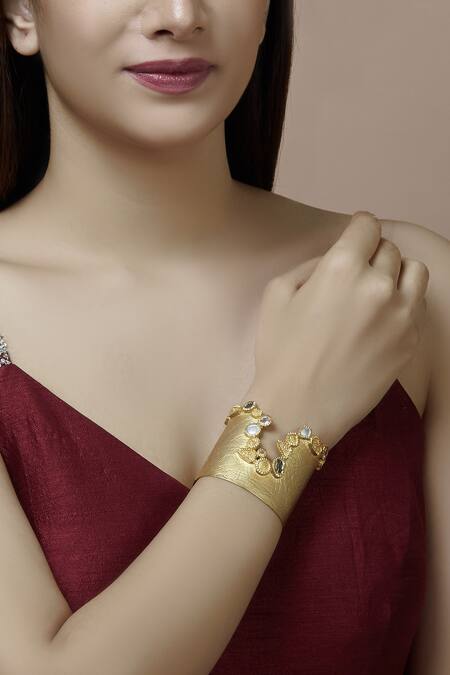 Mira By Radhika Jain Carved Handcuff 