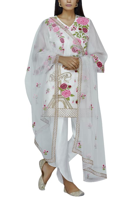 Neha Gursahani Embroidered Kurta Set 