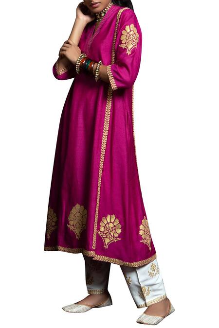 Payal Pratap_Pink Matka Silk V Neck Embroidered Kurta Set _Online_at_Aza_Fashions