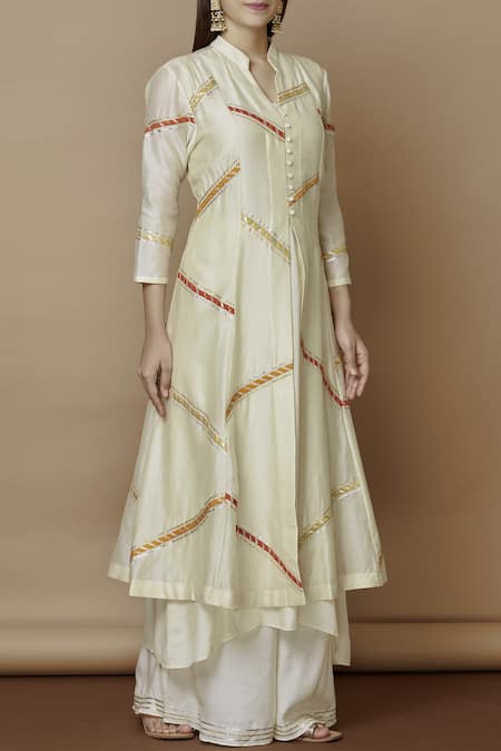 Nachiket Barve Off White Chanderi Mandarin Collar Kurta Set  