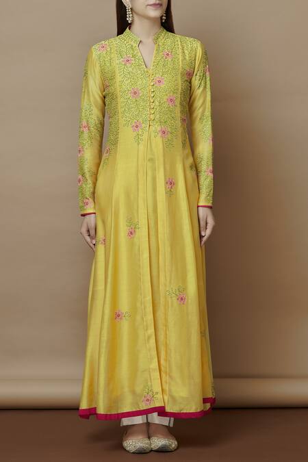 Buy_Nachiket Barve_Yellow Chanderi Kurta Mandarin Collar Inner V Neck Embroidered_Online_at_Aza_Fashions