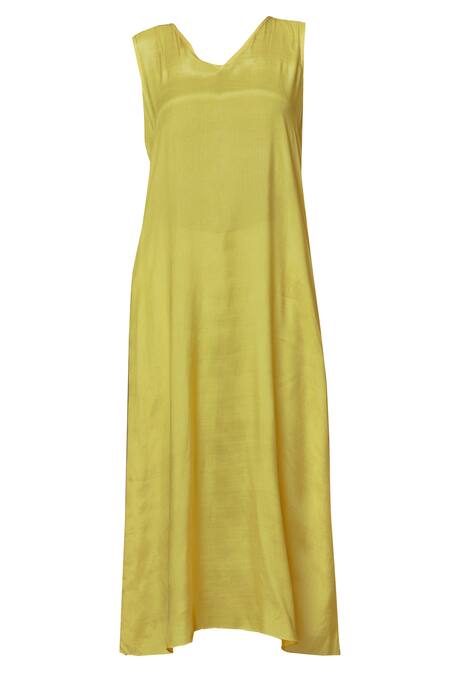 Shop_Nachiket Barve_Yellow Chanderi Kurta Mandarin Collar Inner V Neck Embroidered_Online_at_Aza_Fashions