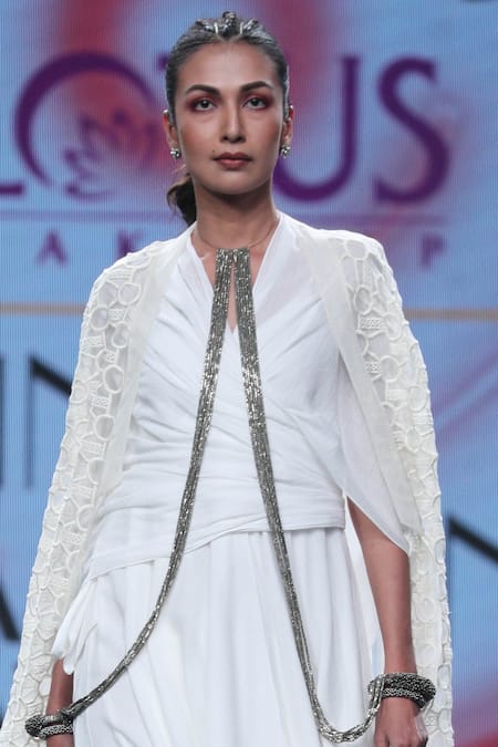 Shop NIDHIKA SHEKHAR White Organza Asymmetrical Jacket at Aza Fashions Shop_NIDHIKA SHEKHAR_White Organza Asymmetrical Jacket _at_Aza_Fashions