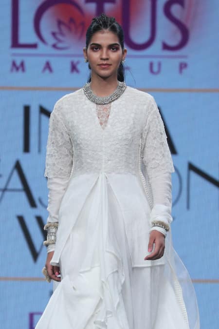 Shop NIDHIKA SHEKHAR White Cotton, Organza Round Cutwork Cape at Aza Fashions Shop_NIDHIKA SHEKHAR_White Cotton, Organza Round Cutwork Cape _at_Aza_Fashions