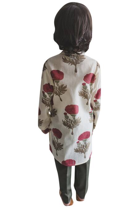 Shop Tiber Taber Off White 100% Cotton Kurta Bundi Set at Aza Fashions Shop_Tiber Taber_Off White 100% Cotton Kurta Bundi Set _at_Aza_Fashions