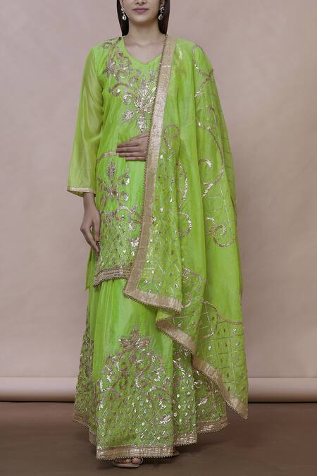 Abhi Singh_Green Chanderi V Neck Embroidered Kurta Lehenga Set _Online_at_Aza_Fashions