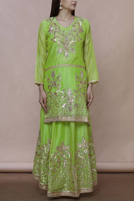 Buy_Abhi Singh_Green Chanderi V Neck Embroidered Kurta Lehenga Set _Online_at_Aza_Fashions