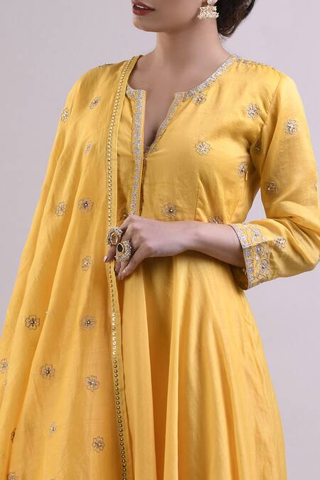 Surendri Yellow Chanderi Round Anarkali Set at Aza Fashions Surendri_Yellow Chanderi Round Anarkali Set_at_Aza_Fashions