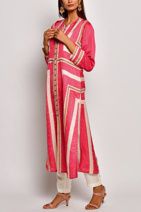 Swati Vijaivargie Red Linen Satin Round Printed Kurta Set Online at Aza Fashions Swati Vijaivargie_Red Linen Satin Round Printed Kurta Set _Online_at_Aza_Fashions