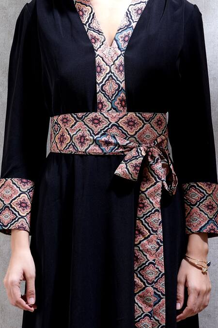 Ritu Kumar_Black Polyester Crepe V Neck Flared Long Kurta _at_Aza_Fashions