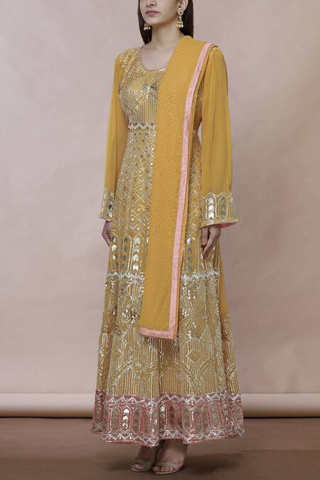 Abhi Singh_Yellow Georgette Round Embroidered Anarkali With Dupatta _Online_at_Aza_Fashions