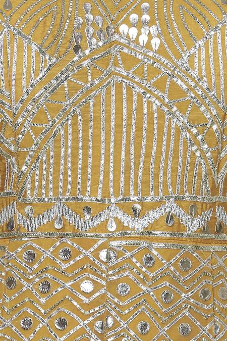 Abhi Singh_Yellow Georgette Round Embroidered Anarkali With Dupatta _at_Aza_Fashions