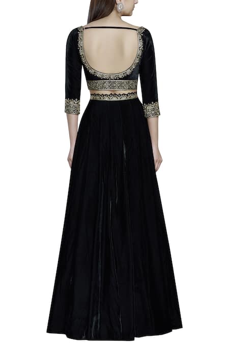 Esha Koul Velvet Lehenga Set 