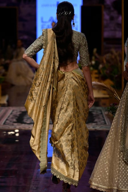 Jayanti Reddy Silk Saree Set 